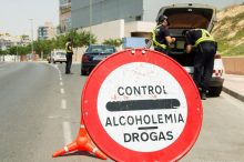 Alcohol, cinturón de seguridad y uso del móvil: las infracciones más frecuentes, según la DGT