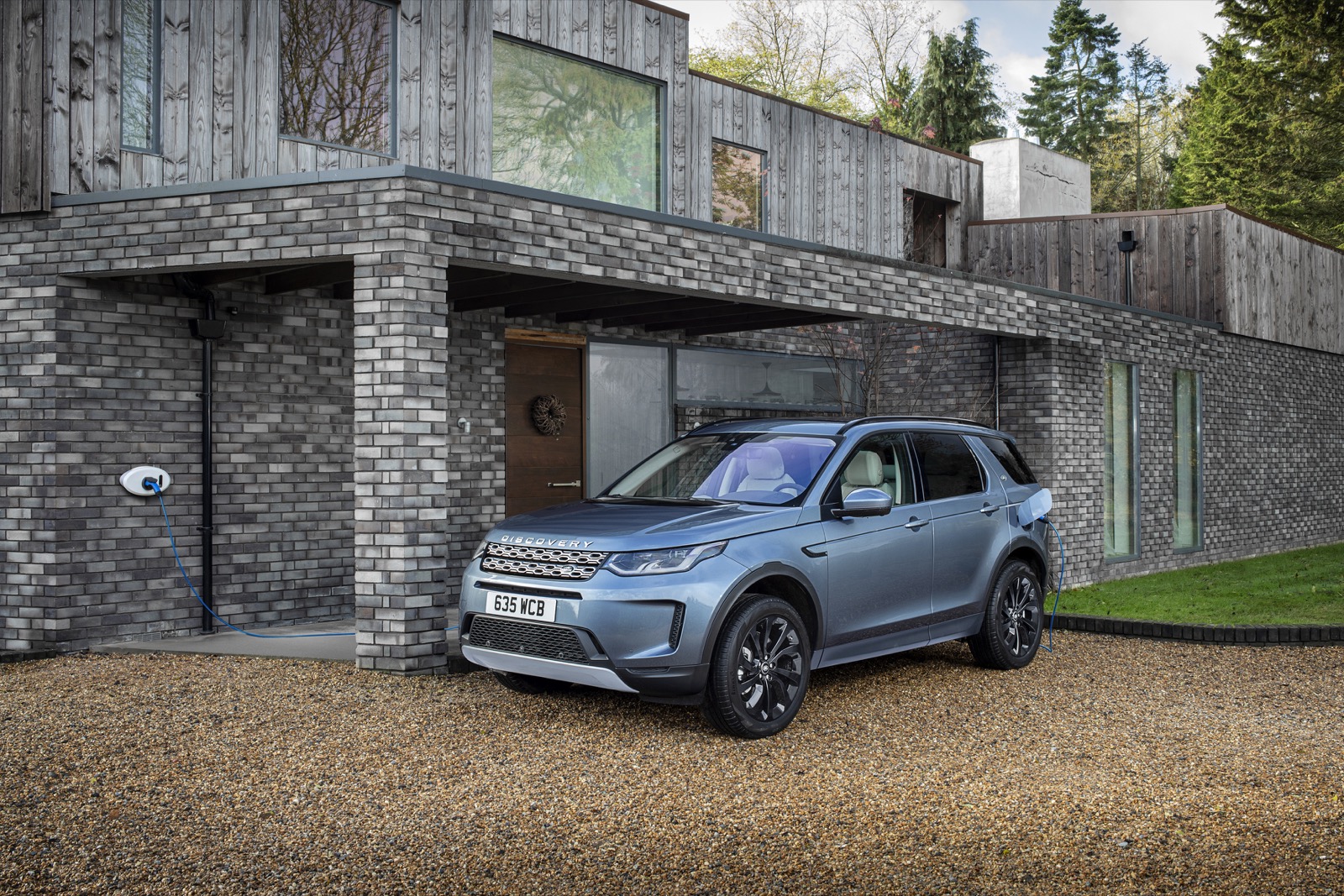 Land Rover Discovery Sport P300e Phev 5