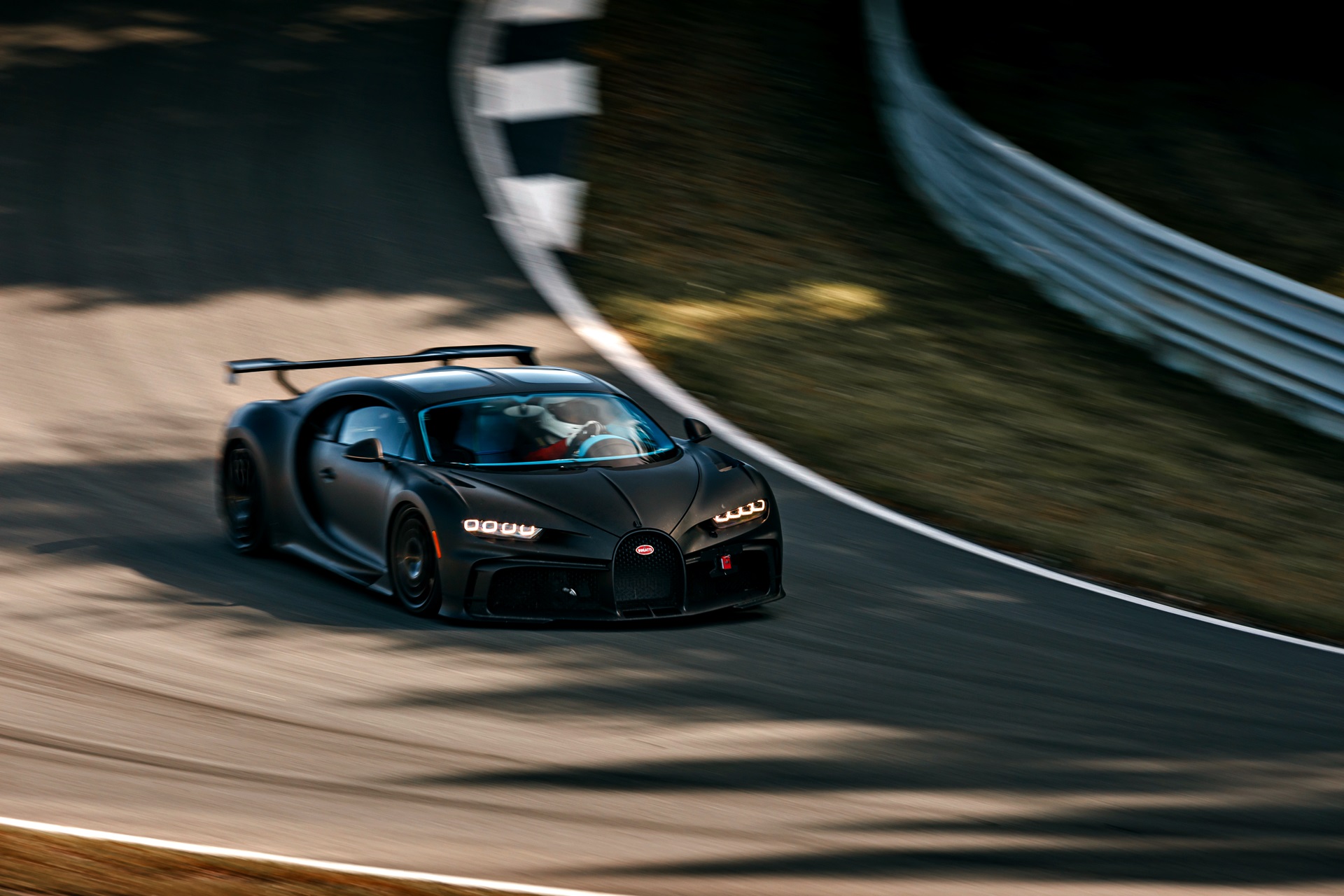 Bugatti Chiron Pur Sport 2021 Dinamicas (1)