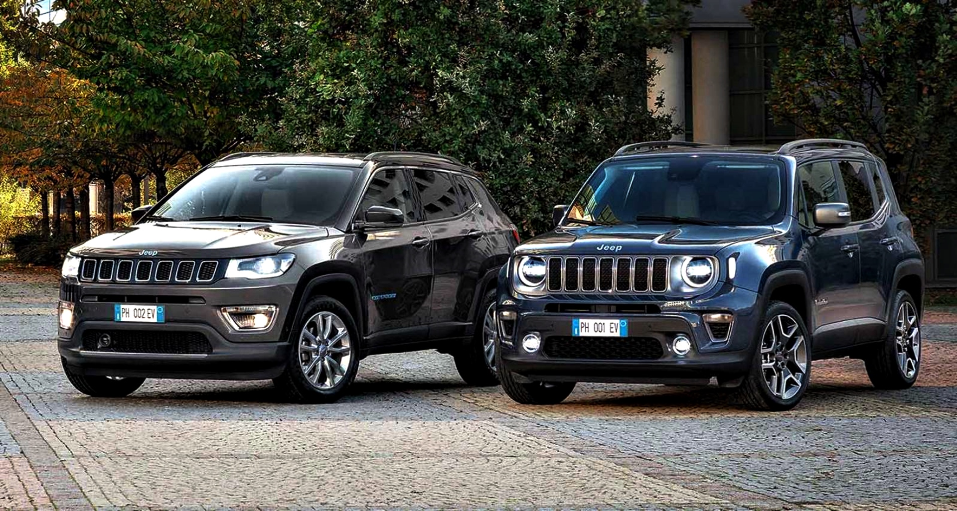 Jeep Renegade 4xe Jeep Compass 4xe 1 (1)