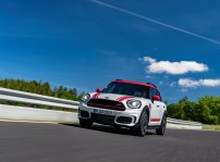 Mini John Cooper Works Countryman (2)