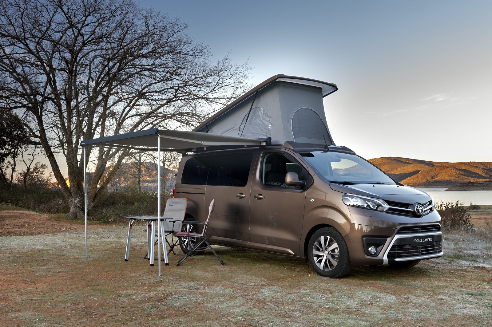 Un verano de libertad con la Toyota Proace Verso Camper