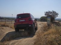 Jeep Renegade 4xe 13