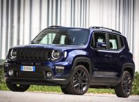 Jeep Renegade 4xe 15