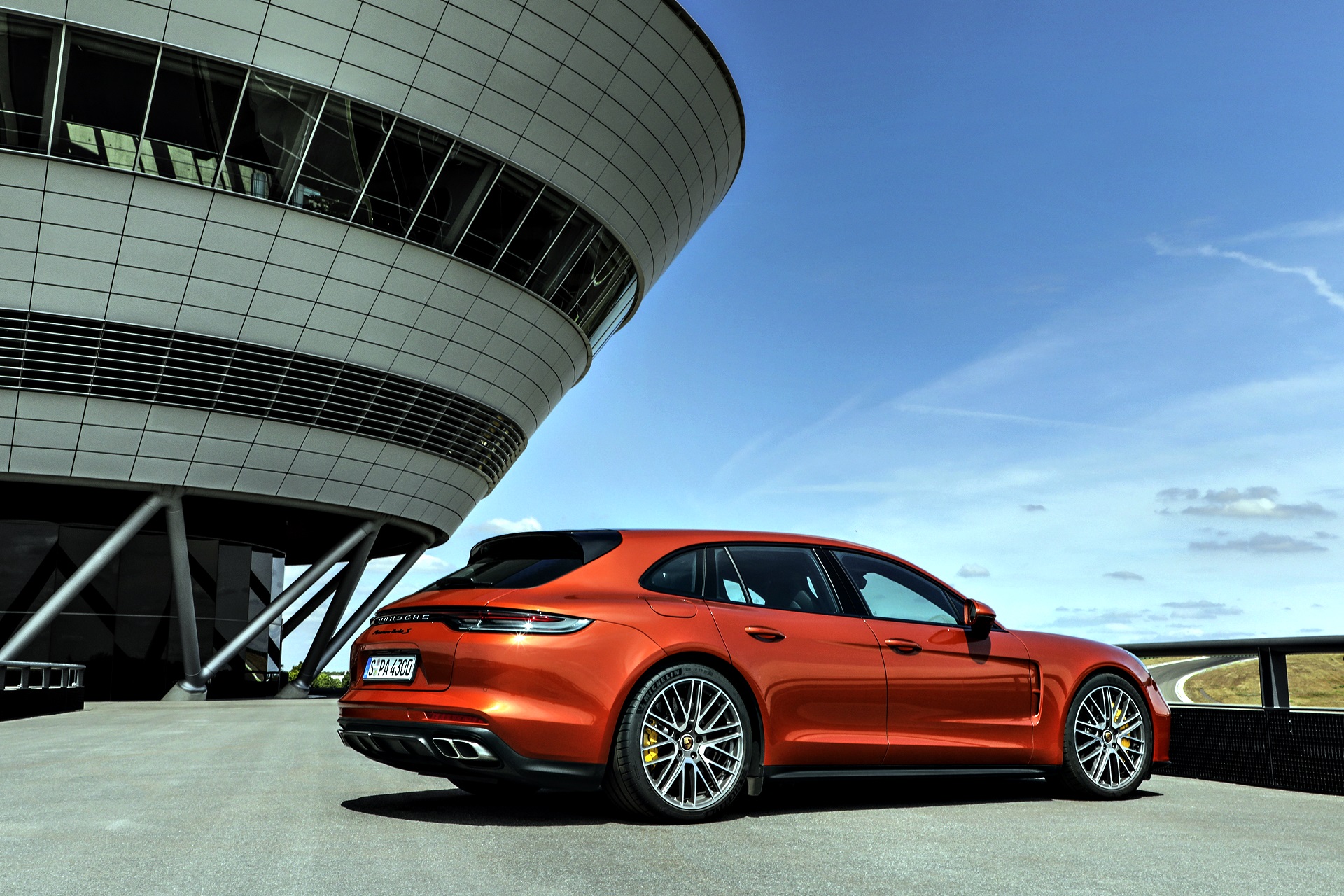 Porscha Panamera 2021 (5)