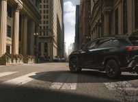 Toyota Rav4 Electric Hybrid Black Edition (1)